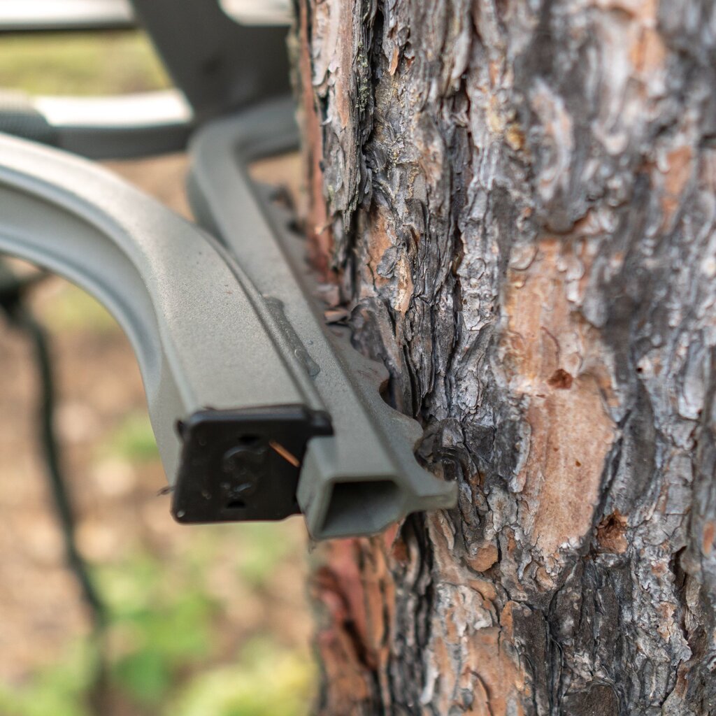 Šplhací posed Summit Viper SD Treestand